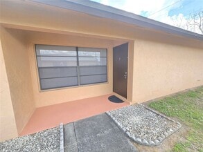 2312 SE 6th Terrace in Cape Coral, FL - Building Photo - Building Photo