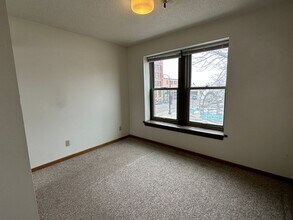 4 S 3rd St in Grand Forks, ND - Building Photo - Building Photo