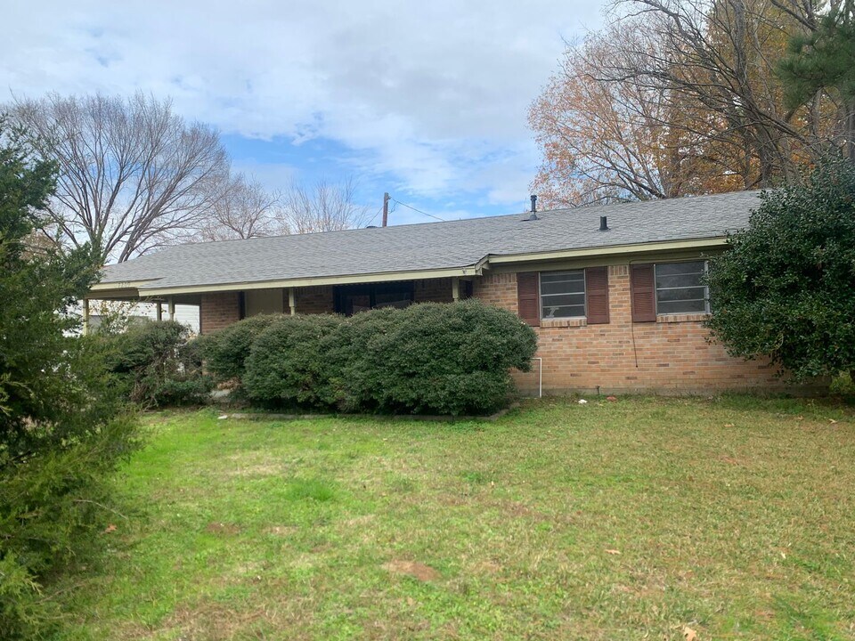 7209 Gregory St in Shreveport, LA - Building Photo