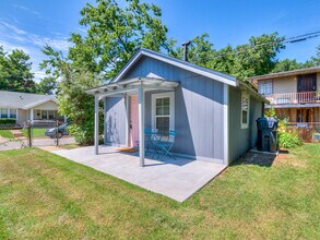 1145 NW 48th St, Unit 1145 1/2 Back unit in Oklahoma City, OK - Building Photo - Building Photo