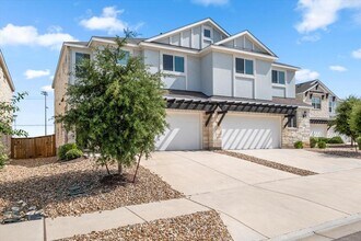 1530 McKinney Dr in Leander, TX - Building Photo - Building Photo
