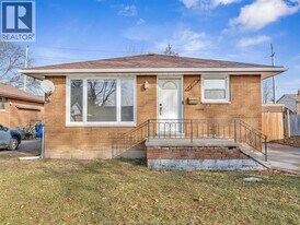 1270 Laurendeau Ave in Windsor, ON - Building Photo