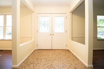 2545 Amara Dr in Toledo, OH - Building Photo - Building Photo