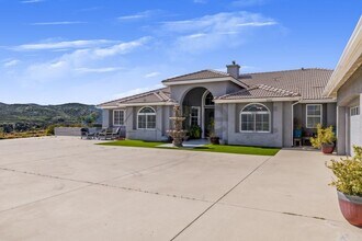 47298 Twin Pines Rd in Banning, CA - Building Photo - Building Photo