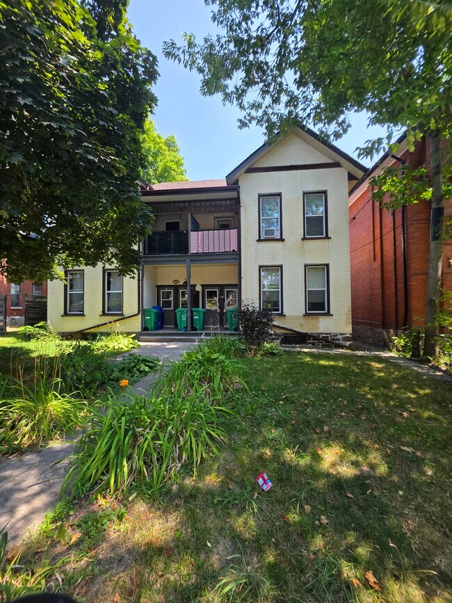420 Stewart St in Peterborough, ON - Building Photo - Building Photo