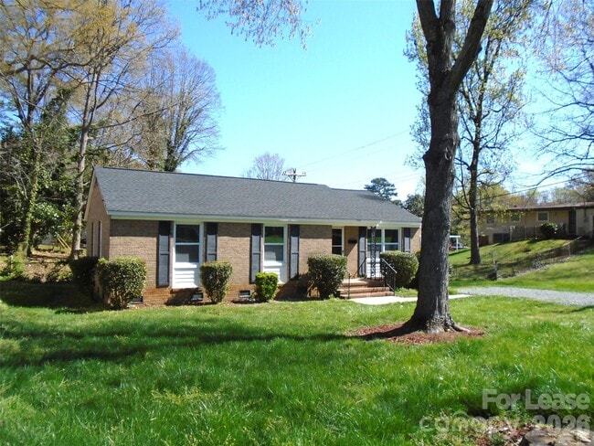 1014 Penrose Ln in Charlotte, NC - Building Photo - Building Photo