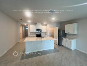 350 SW Prima Vista Blvd in Port St. Lucie, FL - Building Photo - Building Photo