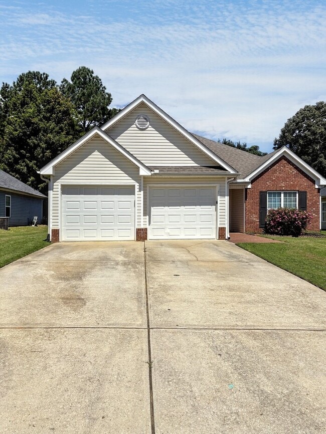 2045 Parador Bend