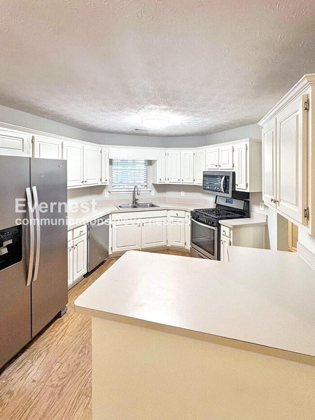 265 Lazy Hollow Ln in Covington, GA - Building Photo - Building Photo