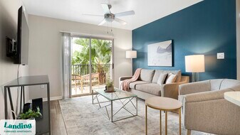 10200 Falcon Pine Blvd in Orlando, FL - Building Photo