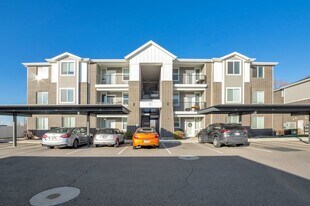 142 7th St in Ogden, UT - Building Photo