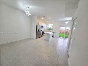 17925 SW 358th St in Florida City, FL - Building Photo - Building Photo