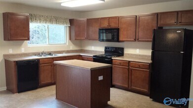 29972 Westfield Dr in Harvest, AL - Building Photo - Building Photo