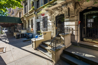 312 W 101ST St in New York, NY - Building Photo - Building Photo