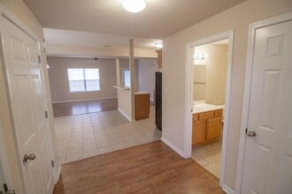 1927 Center St in Columbia, MO - Building Photo - Building Photo