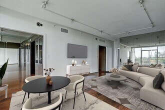 121 N Post Oak Rd in Houston, TX - Building Photo - Building Photo