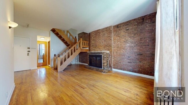 325 W 88th St