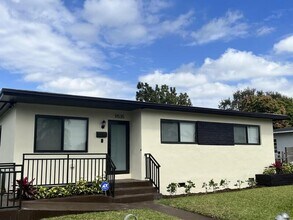 11535 SW 139th Terrace in Miami, FL - Building Photo - Building Photo