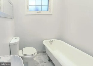 2021 Dennie St in Philadelphia, PA - Building Photo - Building Photo