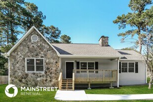 43 1st Ave E in Dallas, GA - Building Photo