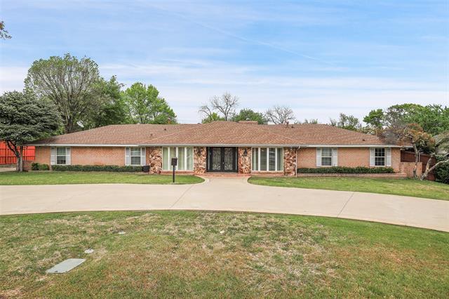 property at 6545 Lyndon B Johnson Fwy