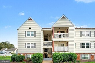 102 Chesterfield Ln in Stafford, VA - Building Photo - Building Photo