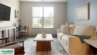 900 E Six Forks Rd in Raleigh, NC - Building Photo - Building Photo