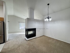 639 Bosque Vista Point in Colorado Springs, CO - Foto de edificio - Building Photo