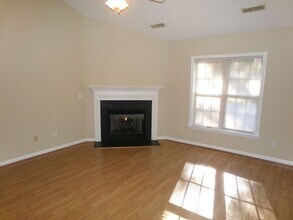 3512 Chelsea Village Ln in Winston-Salem, NC - Building Photo - Building Photo