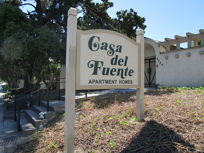 Casa Del Fuente Apartments in San Jose, CA - Foto de edificio - Building Photo