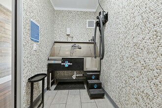 One Metrocenter in Nashville, TN - Foto de edificio - Building Photo