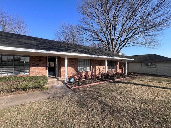 818 Fairlawn Dr in Duncanville, TX - Building Photo - Building Photo