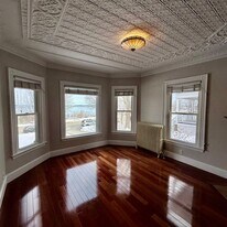 172 Eastern Promenade in Portland, ME - Building Photo