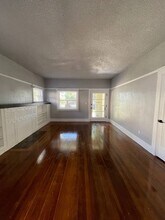 835 E Weldon Ave in Fresno, CA - Foto de edificio - Building Photo
