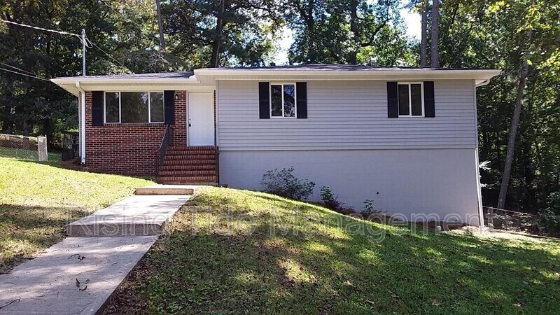196 Cathy Ln in Birmingham, AL - Building Photo