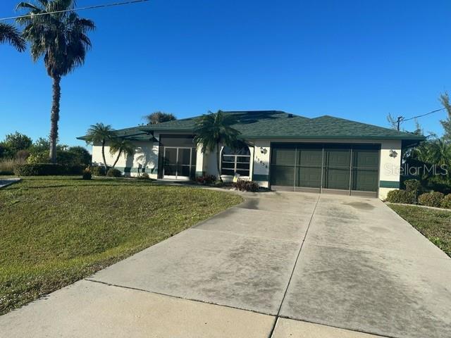 15058 Appleton Blvd in Port Charlotte, FL - Foto de edificio - Building Photo