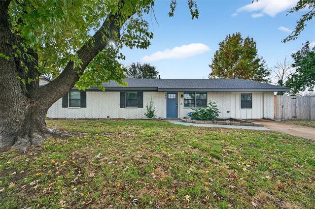 property at 604 E Summit St