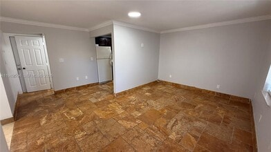 1814 Thomas St in Hollywood, FL - Building Photo - Building Photo