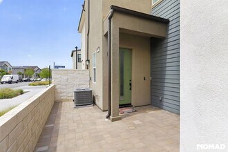 27504 Illumination Ct in Stevenson Ranch, CA - Foto de edificio - Building Photo