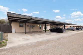 13 Shasta Ave in McAllen, TX - Building Photo - Building Photo