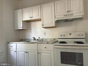 17 Arbutus Ave in Pitman, NJ - Building Photo - Building Photo