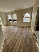 25 N Washington St, Unit A in North Attleboro, MA - Building Photo - Building Photo