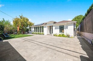 7911 Hillrose St in Los Angeles, CA - Building Photo