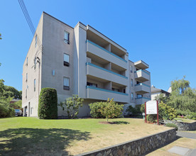 Central View Manor in Victoria, BC - Building Photo - Building Photo