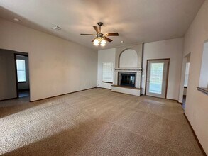 1809 Arbor Dr in Clovis, NM - Building Photo - Building Photo