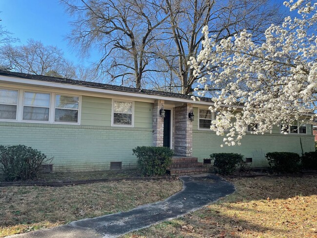 property at 1423 Duke St