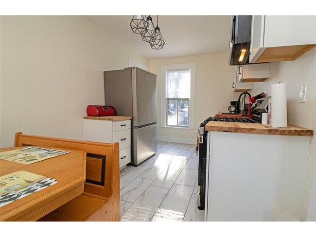 1211 5th St NE in Minneapolis, MN - Building Photo - Building Photo