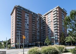 1 E University Pky, Unit 1410 in Baltimore, MD - Building Photo - Building Photo