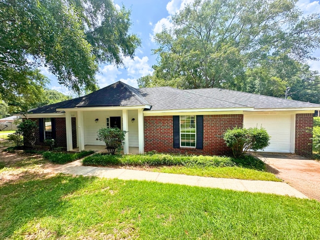 9325 Seven Hills Curve S in Mobile, AL - Building Photo - Building Photo