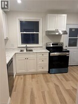 433 Guelph St in Kitchener, ON - Building Photo